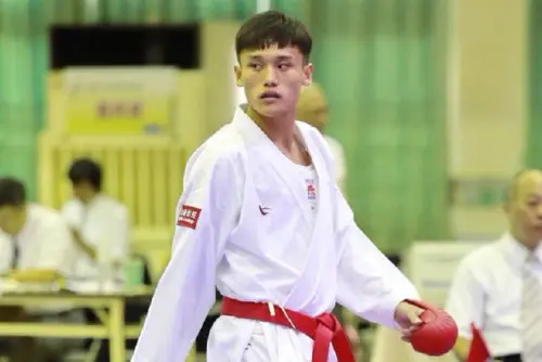 石政中在杭州亞運銅牌戰輸給土庫曼選手Bayry Bayryyev,無緣獎牌 ▲2026名古屋亞運空手道項目,台灣好手石政中參與男子67公斤級賽事。(圖/翻攝自石政中臉書)