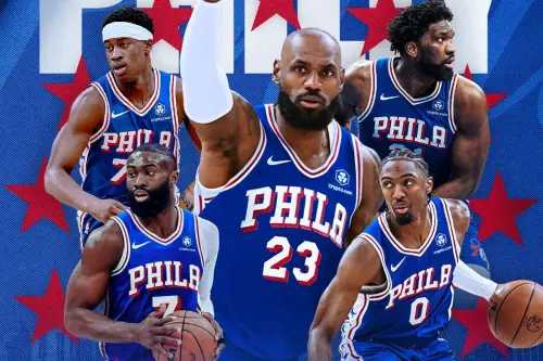 即將迎來個人NBA生涯第24個賽季、將滿42歲的老將「詹皇」詹姆斯(LeBron James)在新賽季轉戰費城76人隊。 ▲詹姆斯宣稱在76人隊簽下的是生涯「最後一份合約」,但他若未宣布退休,他仍擁有2027-28賽季的球員選項。(圖/美聯社/達志影像)