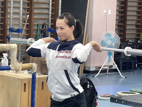 ▲舉重隊本次集結3位女子名將與潛力小將，並由郭婞淳領軍出戰，郭婞淳、陳玟卉、陳冠伶、方莞靈與男子組陳柏任4女1男，被總教練黃達德點名都有機會爭奪獎牌。（圖／記者林子翔攝 , 2026.08.20）