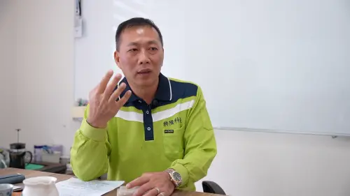 興隴科技總經理梁耀升接受NOWNEWS專訪,談回收處理麥寮17風機的過程。(圖/記者王郁勳攝) ▲興隴科技總經理梁耀升接受NOWNEWS專訪,談回收處理麥寮17風機的過程。(圖/記者王郁勳攝)
