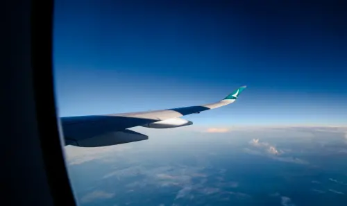 國泰航空宣布推出「夏季精選航點優惠」,即日起至7月22日,精選全球54個熱門航點,限時機票特惠最優72 折起。(圖/國泰航空提供) ▲國泰航空80歲周年慶,推出精選航線82折起。(圖/國泰航空提供)
